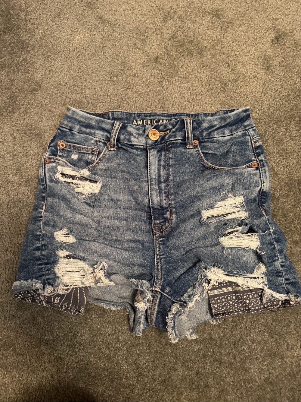 Women’sAmerican Eagle Outfitters Distressed Blue Denim Shorts with Bandana Patch